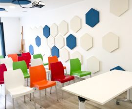 Acoustic Panel 2V Blue Equilibre - Acoustic Panel 2V color design posé au mur et plafond par collage en forme d'hexagones